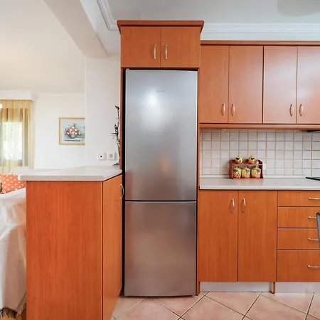 Althea Apartament *